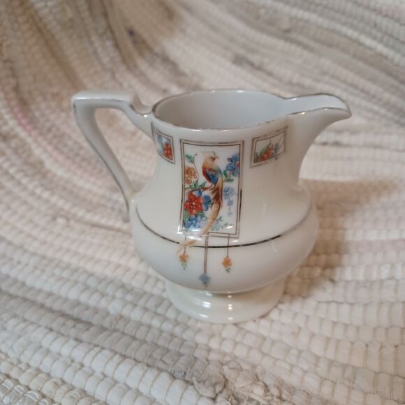 Vintage Royal Rochester Golden Pheasant Creamer Pitcher Royalite Fraunfelter - Picture 1 of 6